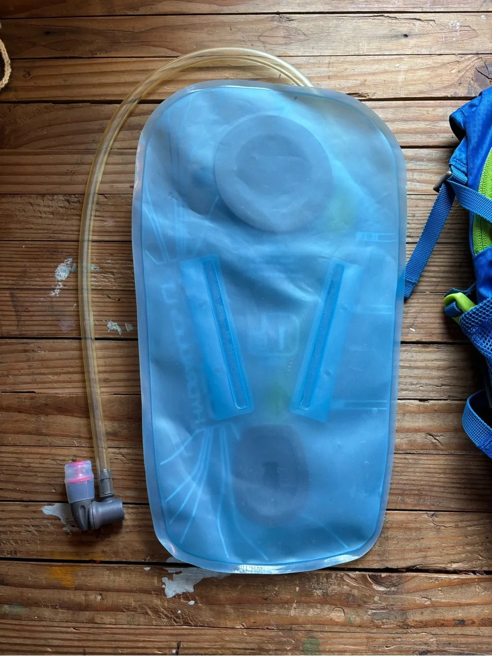 Osprey Moki Blue Men's Daypack with Hydration Pack